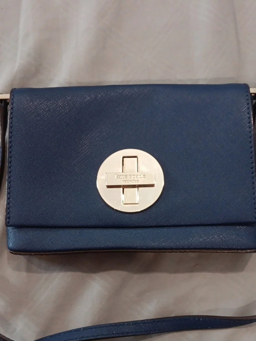 kate spade navy crossbody with Silver circular turnlock